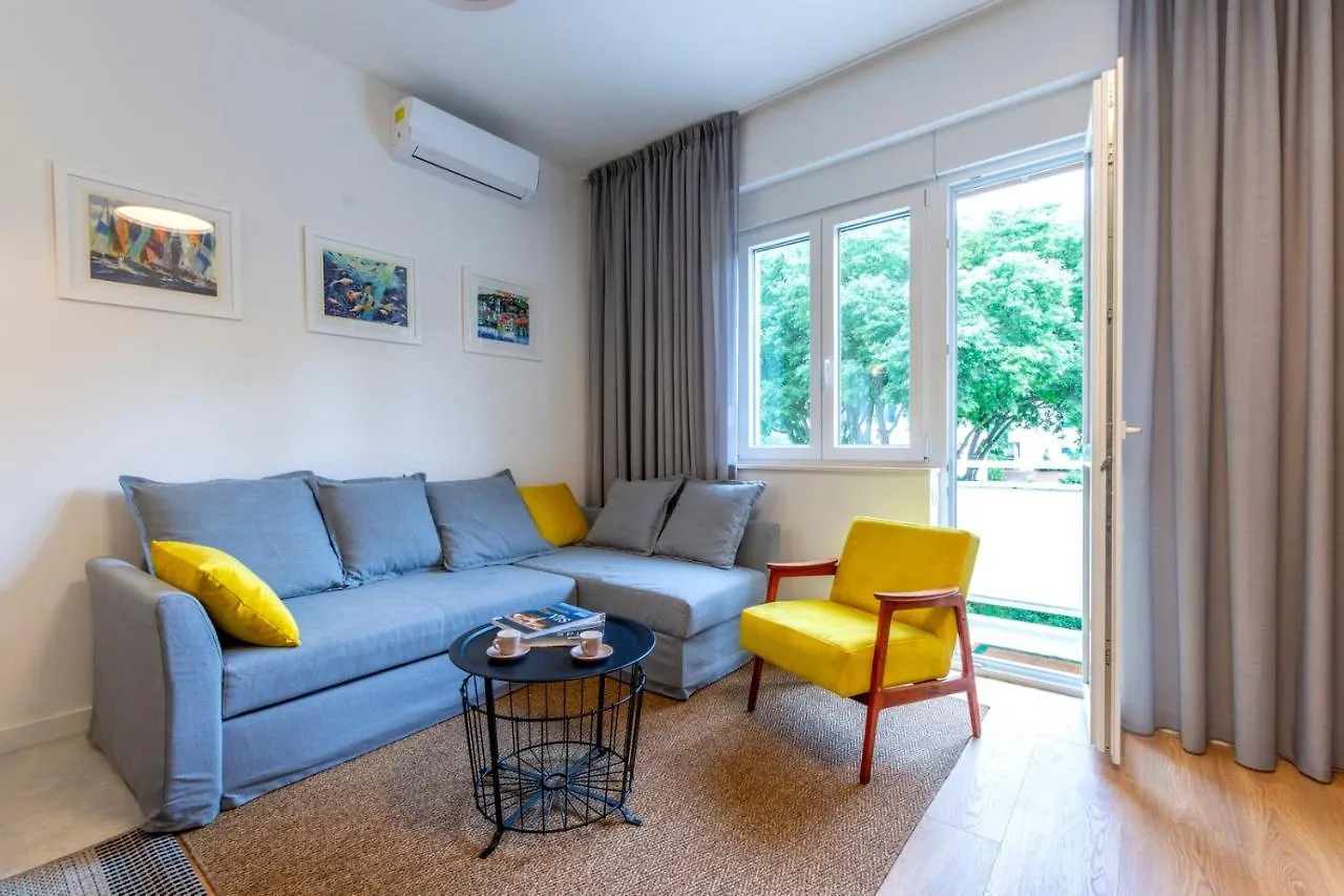 Split Luxury Suite 0*,